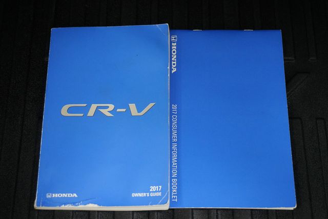 2017 Honda CR-V Touring 2WD - 22955236 - 24