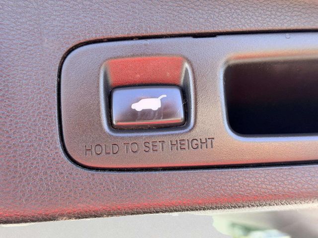 2017 Honda CR-V Touring AWD - 23027916 - 9