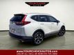 2017 Honda CR-V Touring AWD - 23027916 - 10
