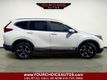 2017 Honda CR-V Touring AWD - 23027916 - 11