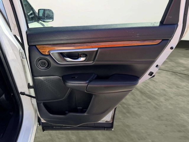 2017 Honda CR-V Touring AWD - 23027916 - 26