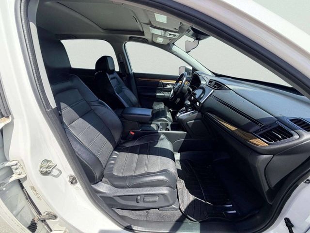 2017 Honda CR-V Touring AWD - 23027916 - 32