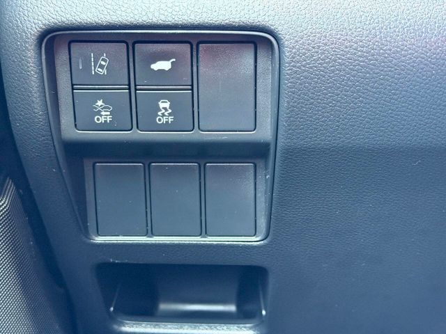 2017 Honda CR-V Touring AWD - 23027916 - 38