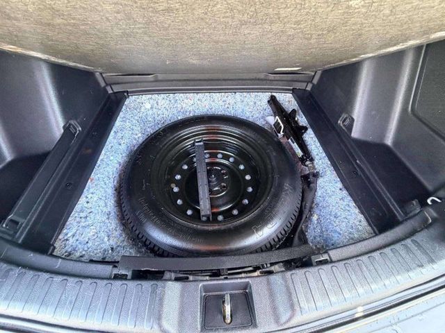 2017 Honda CR-V Touring AWD - 23027916 - 8