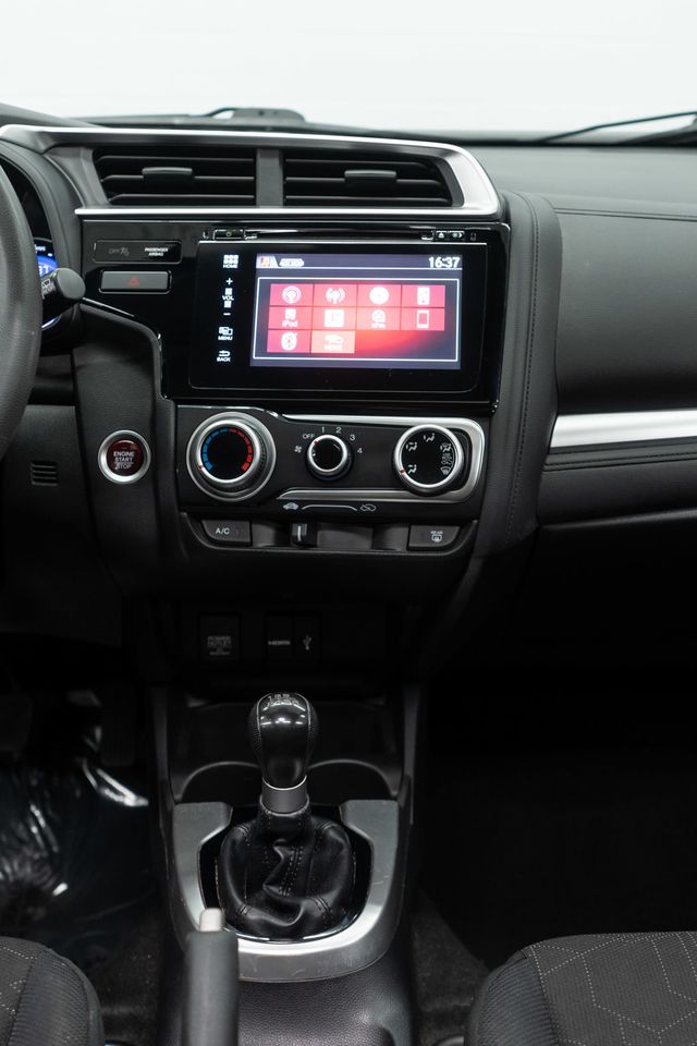 2017 Honda Fit EX Manual - 23026881 - 18