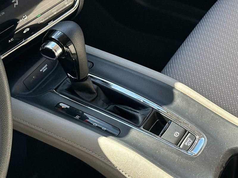 2017 Honda HR-V EX 2WD CVT - 23038550 - 17