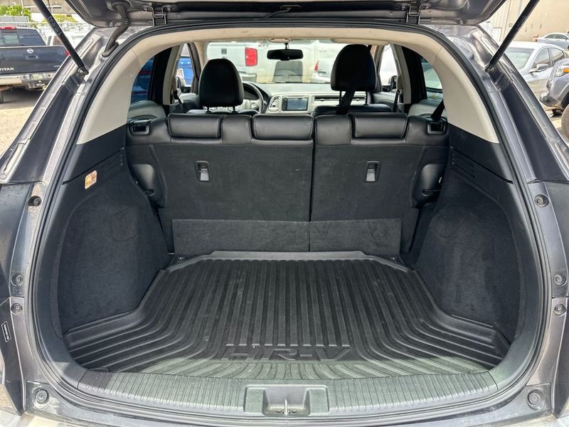 2017 Honda HR-V EX-L Navi 2WD CVT - 23015229 - 19