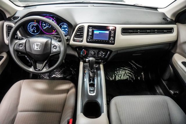 2017 Honda HR-V LX 2WD CVT - 23045891 - 9