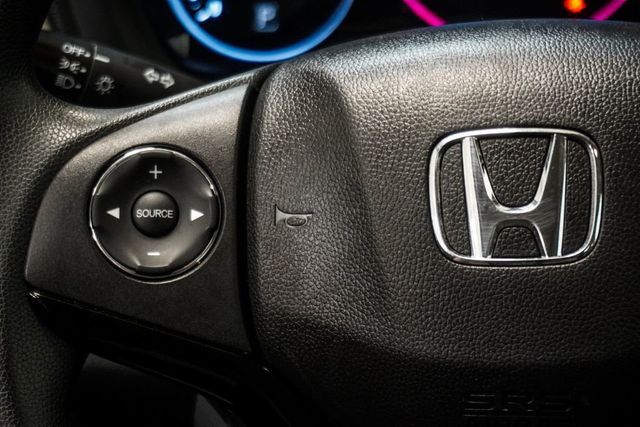 2017 Honda HR-V LX 2WD CVT - 23045891 - 13