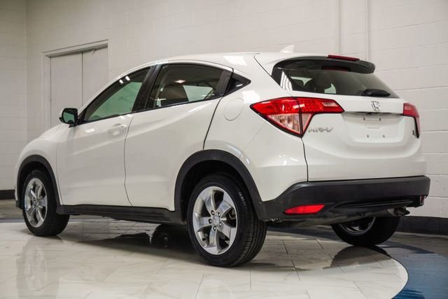 2017 Honda HR-V LX 2WD CVT - 23045891 - 26