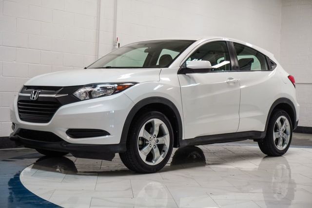 2017 Honda HR-V LX 2WD CVT - 23045891 - 3
