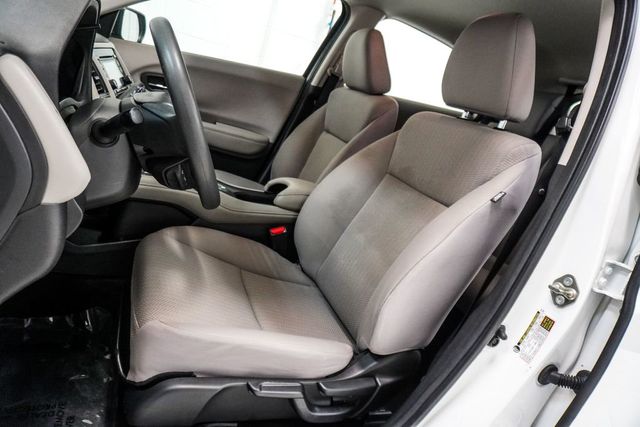2017 Honda HR-V LX 2WD CVT - 23045891 - 5