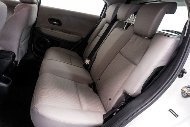 2017 Honda HR-V LX 2WD CVT - 23045891 - 6