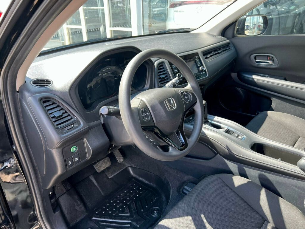 2017 Honda HR-V LX AWD CVT - 23006657 - 14