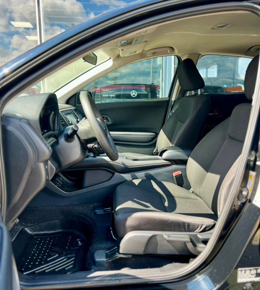 2017 Honda HR-V LX AWD CVT - 23006657 - 15