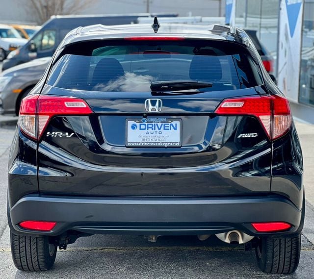 2017 Honda HR-V LX AWD CVT - 23006657 - 3