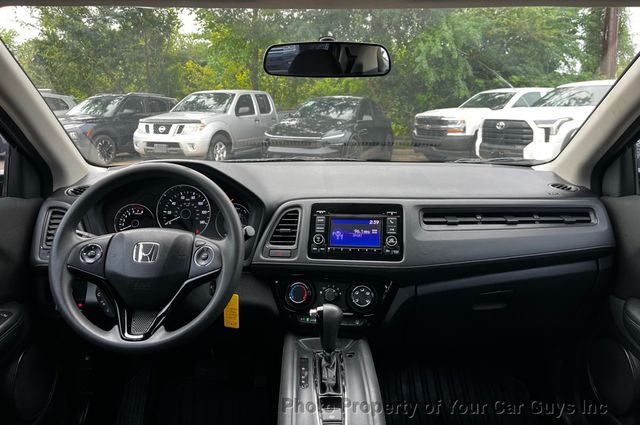 2017 Honda HR-V LX AWD CVT - 23083651 - 16