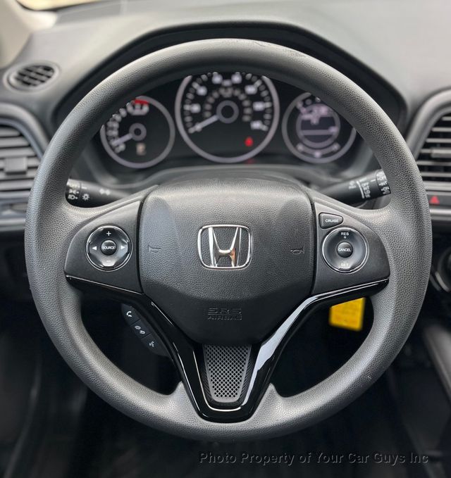 2017 Honda HR-V LX AWD CVT - 23083651 - 17
