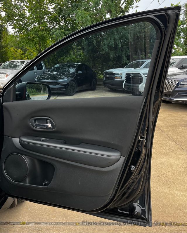 2017 Honda HR-V LX AWD CVT - 23083651 - 22