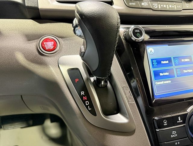 2017 Honda Odyssey  - 22961609 - 24