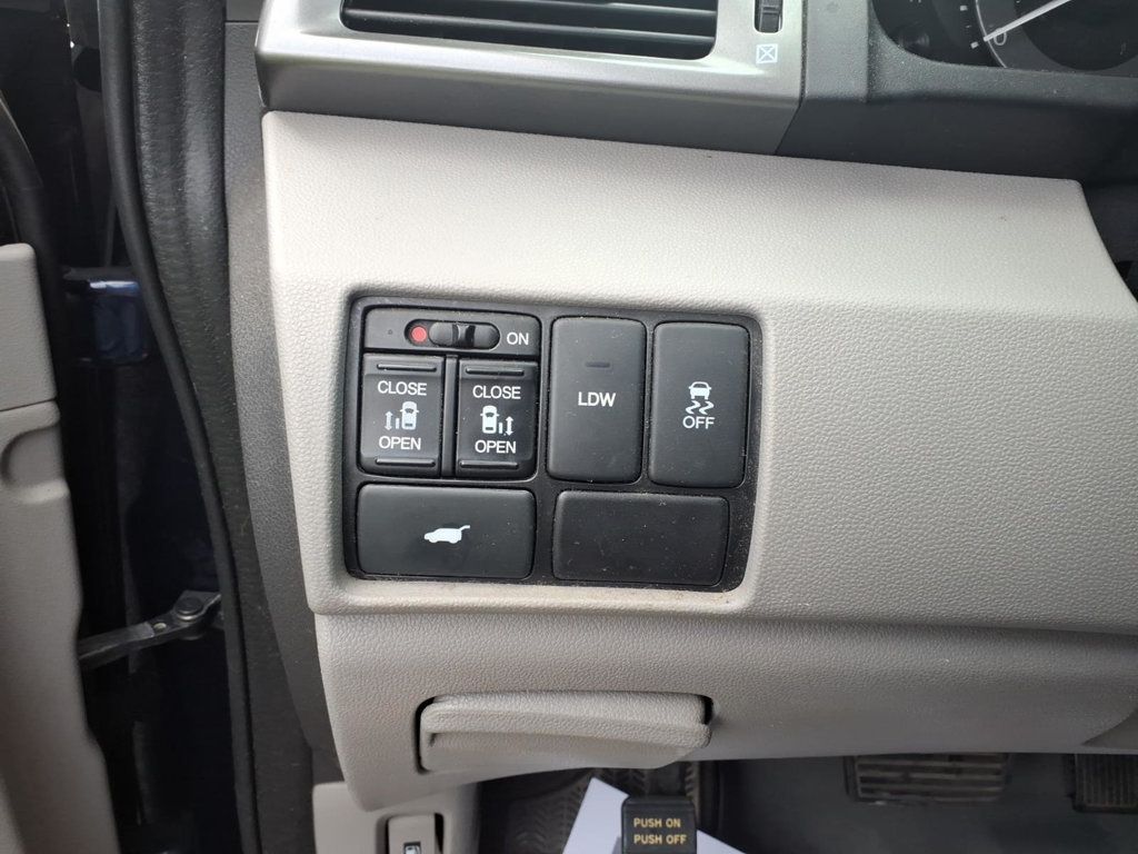 2017 Honda Odyssey EX-L w/DVD Res Minivan 4D - 23002315 - 12