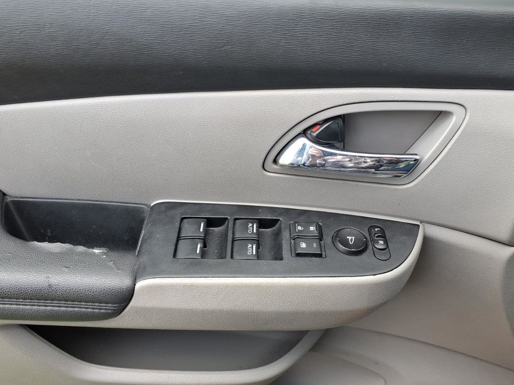 2017 Honda Odyssey EX-L w/DVD Res Minivan 4D - 23002315 - 13