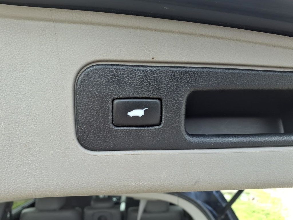 2017 Honda Odyssey EX-L w/DVD Res Minivan 4D - 23002315 - 17