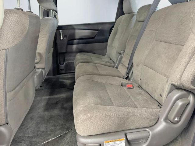 2017 Honda Odyssey SE Automatic - 23055211 - 13