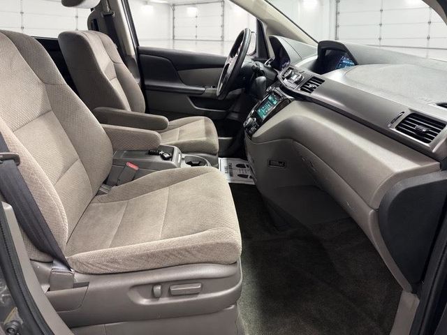 2017 Honda Odyssey SE Automatic - 23055211 - 26
