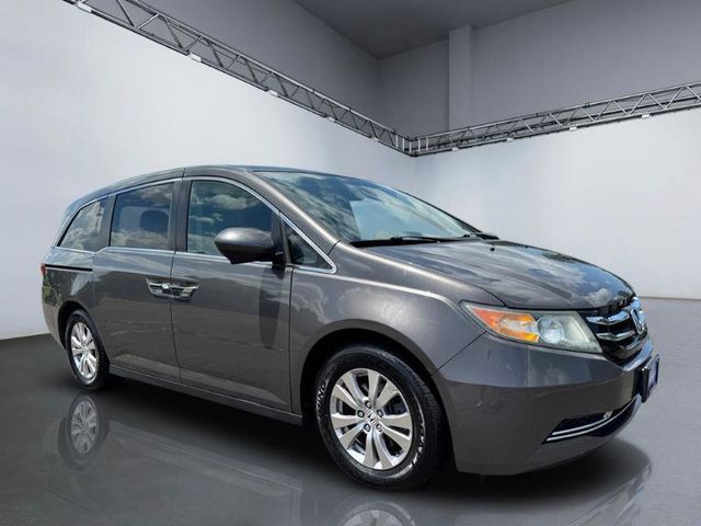 2017 Honda Odyssey SE Automatic - 23055211 - 7