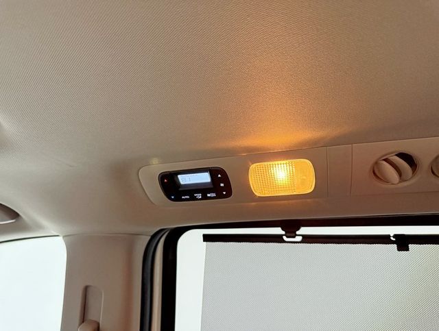 2017 Honda Odyssey Touring - 22961609 - 40