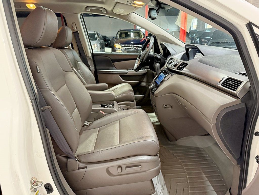 2017 Honda Odyssey Touring - 22961609 - 51