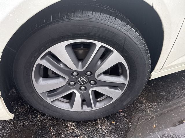 2017 Honda Odyssey Touring Automatic - 22961609 - 1