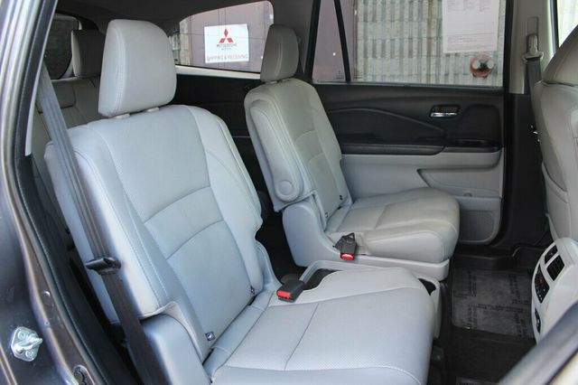 2017 Honda Pilot AWD ELITE LOADED W/ NAVIGATION, REAR DVD, MOONROOF, LEATHER - 23038188 - 12