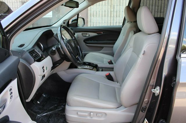 2017 Honda Pilot AWD ELITE LOADED W/ NAVIGATION, REAR DVD, MOONROOF, LEATHER - 23038188 - 24