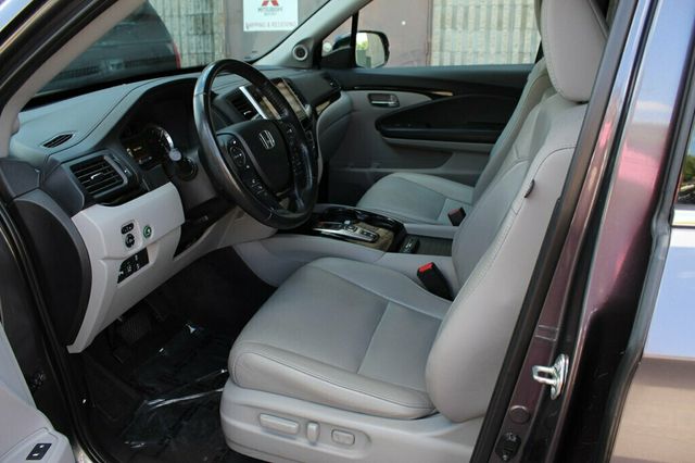 2017 Honda Pilot AWD ELITE LOADED W/ NAVIGATION, REAR DVD, MOONROOF, LEATHER - 23038188 - 25