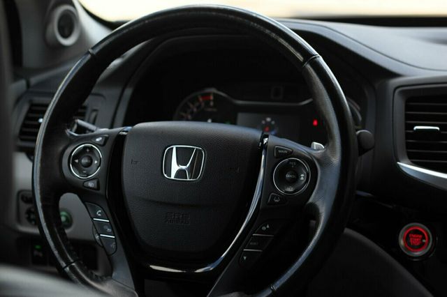 2017 Honda Pilot AWD ELITE LOADED W/ NAVIGATION, REAR DVD, MOONROOF, LEATHER - 23038188 - 31