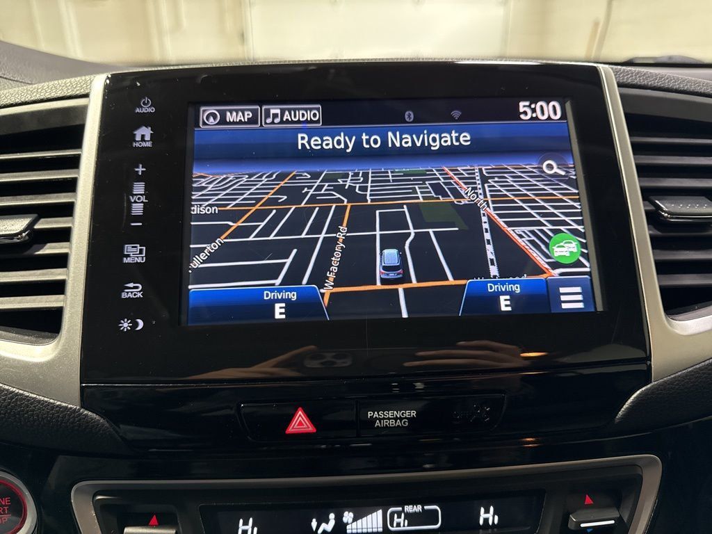 2017 Honda Pilot Elite AWD - 22995076 - 18