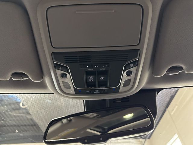 2017 Honda Pilot Elite AWD - 22995076 - 23