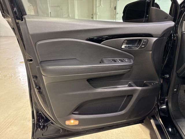 2017 Honda Pilot Elite AWD - 22995076 - 28