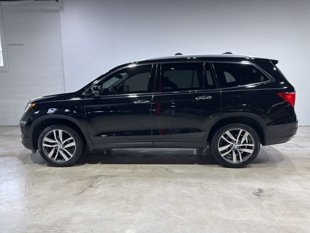 2017 Honda Pilot Elite AWD - 22995076 - 3