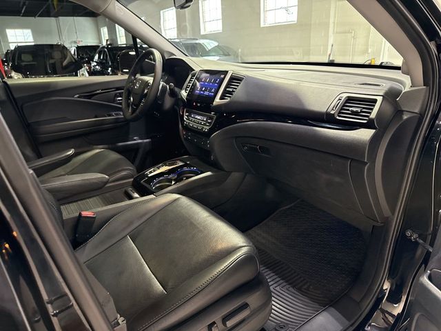 2017 Honda Pilot Elite AWD - 22995076 - 50