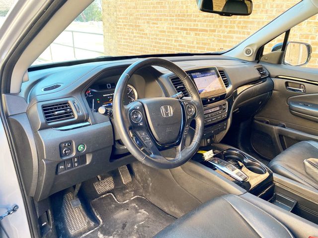 2017 Honda Pilot Elite AWD - 23000108 - 5