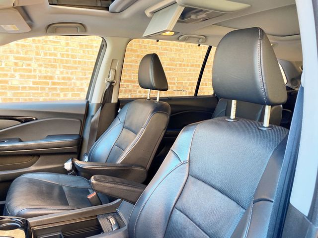 2017 Honda Pilot Elite AWD - 23000108 - 6