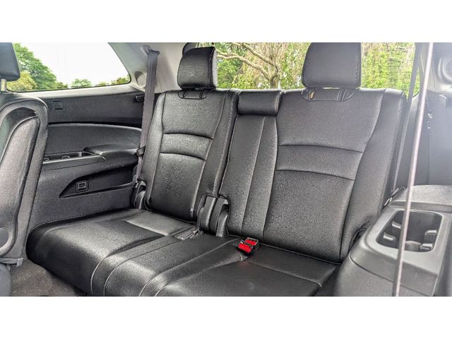 2017 Honda Pilot Elite AWD - 22895192 - 17