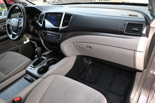 2017 Honda Pilot EX - 23010979 - 7