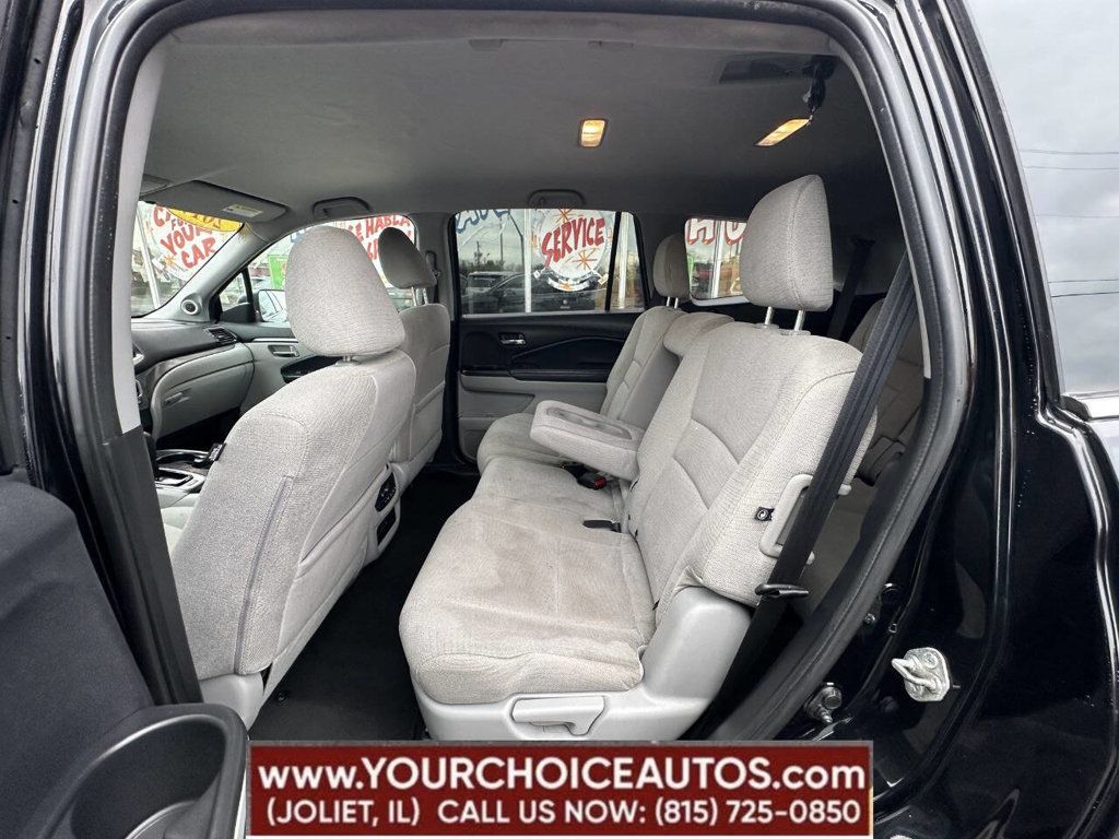 2017 Honda Pilot EX AWD - 22839621 - 19