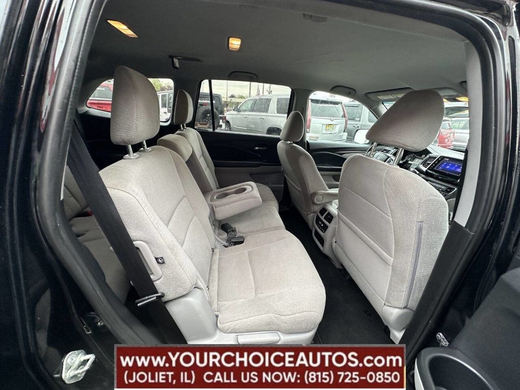 2017 Honda Pilot EX AWD - 22839621 - 21