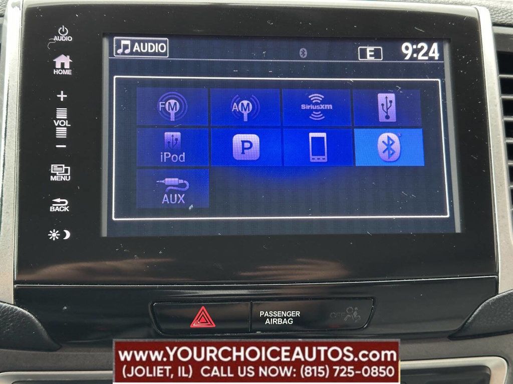 2017 Honda Pilot EX AWD - 22839621 - 40