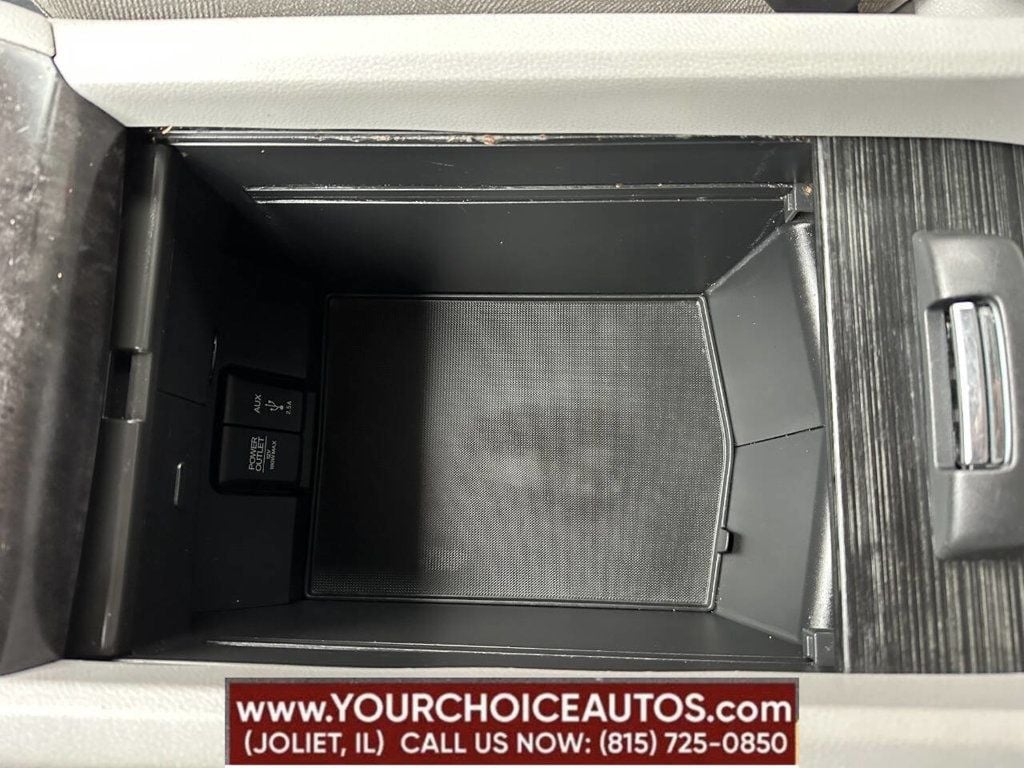 2017 Honda Pilot EX AWD - 22839621 - 47